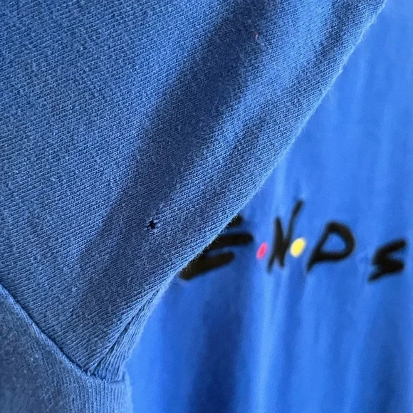 FRIENDS NBC Experience T-Shirt Size S - Picture 3 of 3